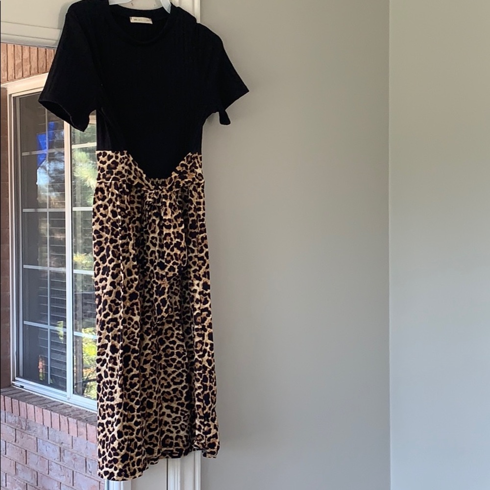 NWOT Leopard Tie front dress